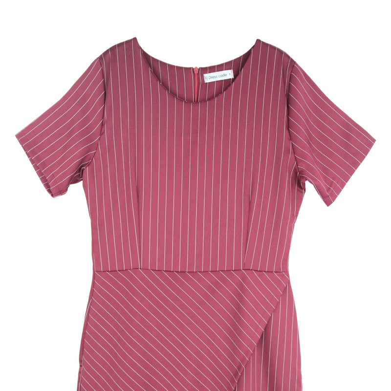 Dress Code เดรสลายริ้วแต่งกระโปรงเฉียง | Stripped Wrap Dress สีแดงเลือดหมู