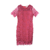 Dress Code เดรสลูกไม้ลายดอกไม้แขนสั้น | Floral Lace Dress with Short Sleeves สีแดง