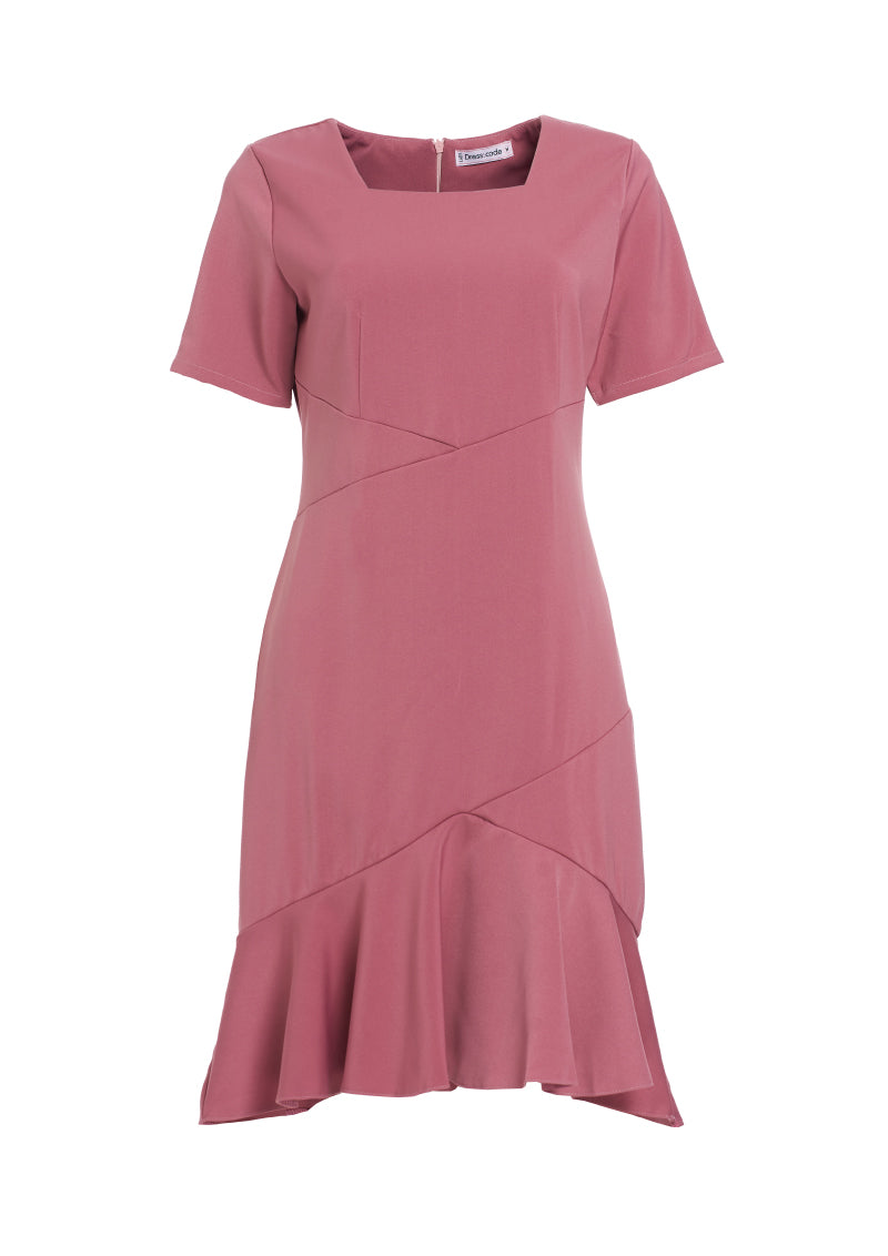 Dress Code เดรสคอเหลี่ยมแขนสั้นชายระบาย | Short Sleeve Dress สีชมพู