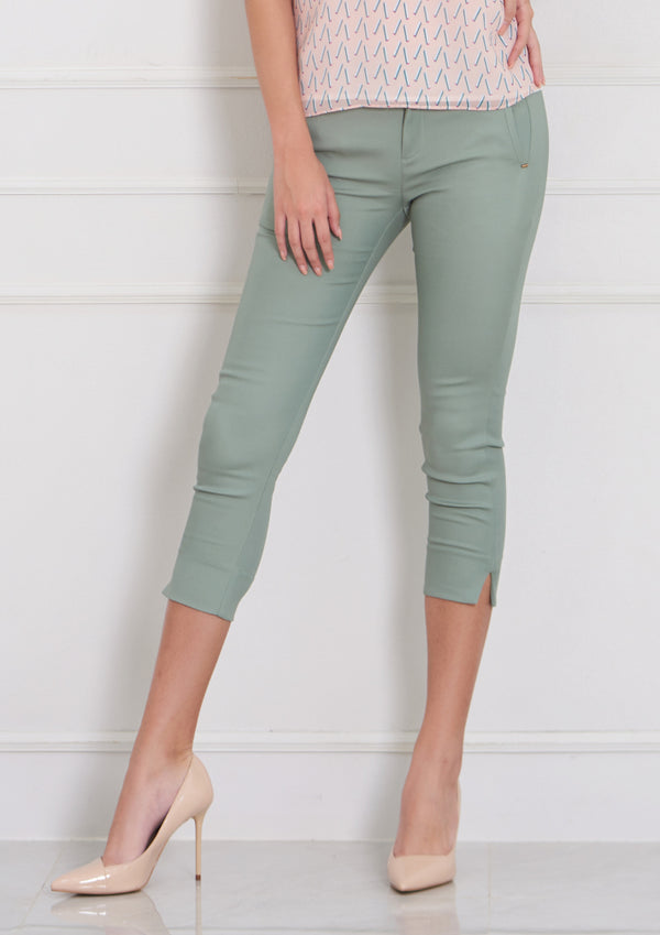 Lady Plus กางเกงขายาว 7 ส่วน | Cropped Pants 9726PM สีเขียวอ่อน