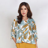 Lady Plus เสื้อลายใบไม้ผูกปลายแขน | Leaf Print Blouse