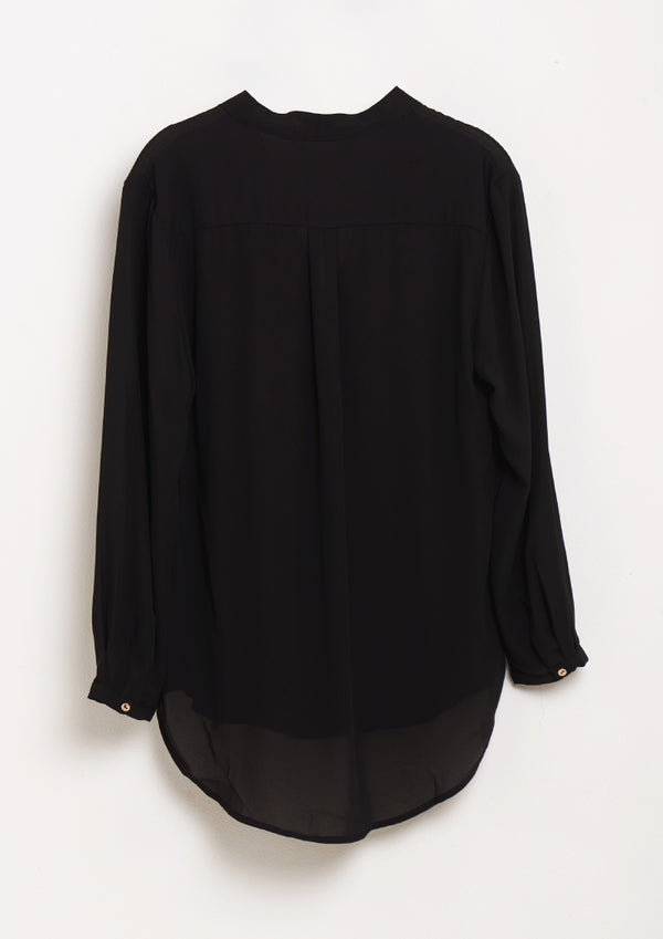 Lady Plus เสื้อคอวีแขนยาวแต่งกระดุม | Long Sleeve Blouse with V-Neck and Buttons (5160020082828)