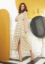 Lady Plus เดรสลายดอกไม้คอวี | Floral Print Maxi Dress with V-Neck สีเหลือง